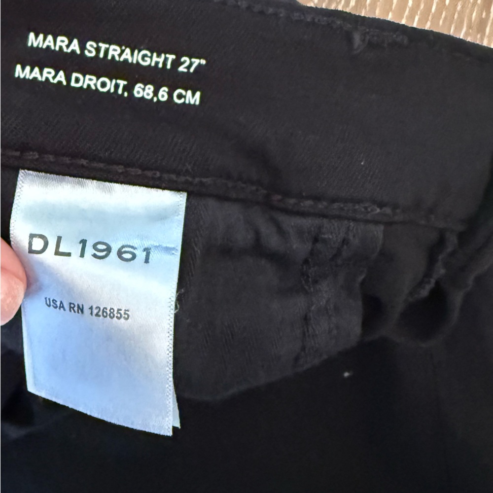DL1961 Mara Straight Mid Rise Instasculpt Ankle Jeans Black Peached Raw - Picture 6 of 10